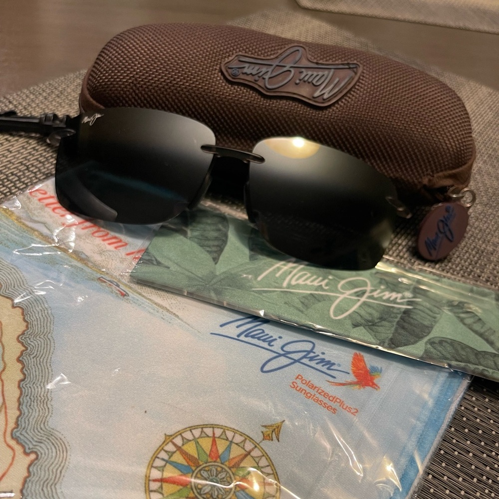 Maui Jim | Hema | Sunglasses - in excellent condition, only worn a few times
